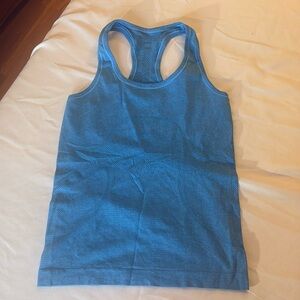 💙Lululemon turquoise racerback stretch athletic tank top